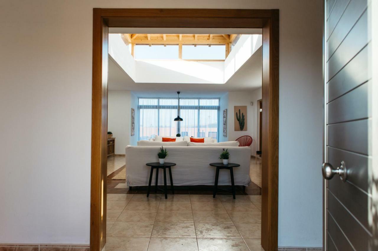 Eco Villa White Suite With Climatized Pool Caleta de Fuste Extérieur photo