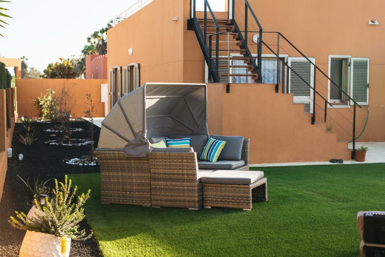 Eco Villa White Suite With Climatized Pool Caleta de Fuste Extérieur photo