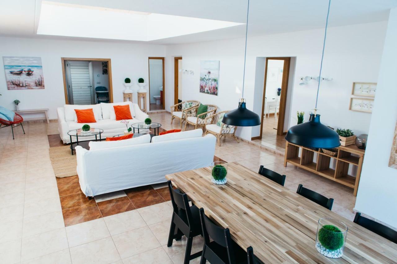 Eco Villa White Suite With Climatized Pool Caleta de Fuste Extérieur photo