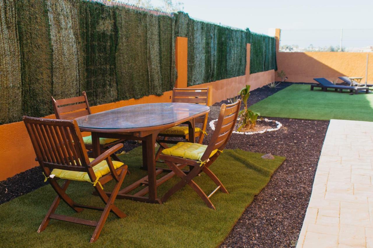 Eco Villa White Suite With Climatized Pool Caleta de Fuste Extérieur photo