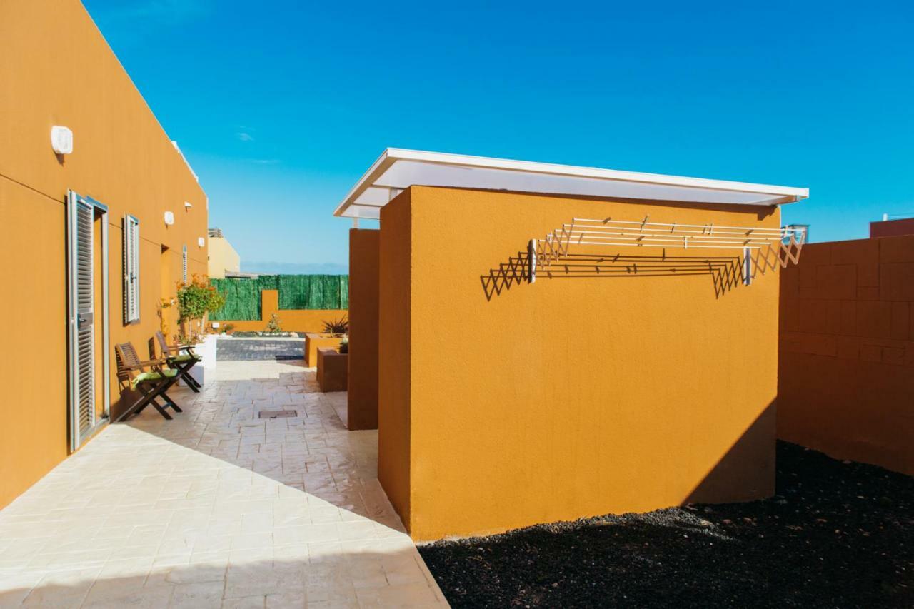 Eco Villa White Suite With Climatized Pool Caleta de Fuste Extérieur photo